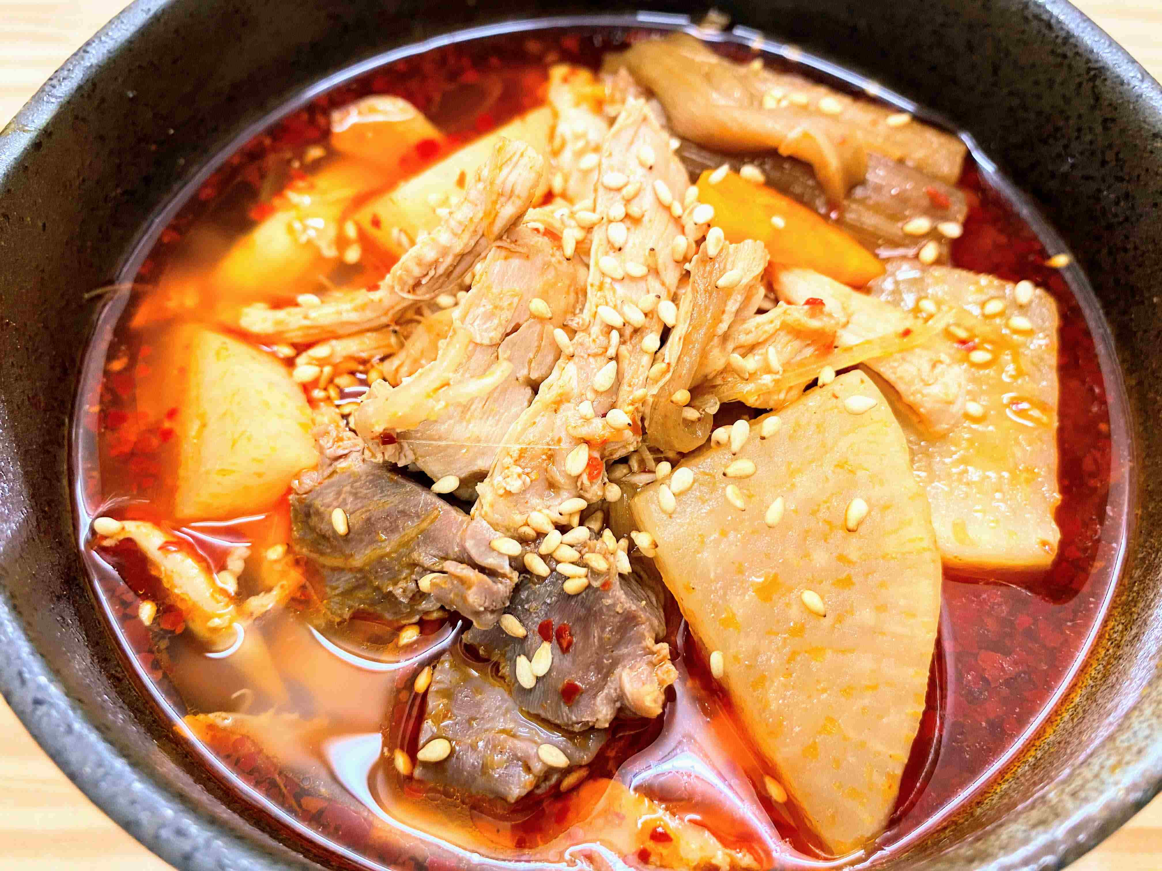 鶏肉のピリ辛スープ